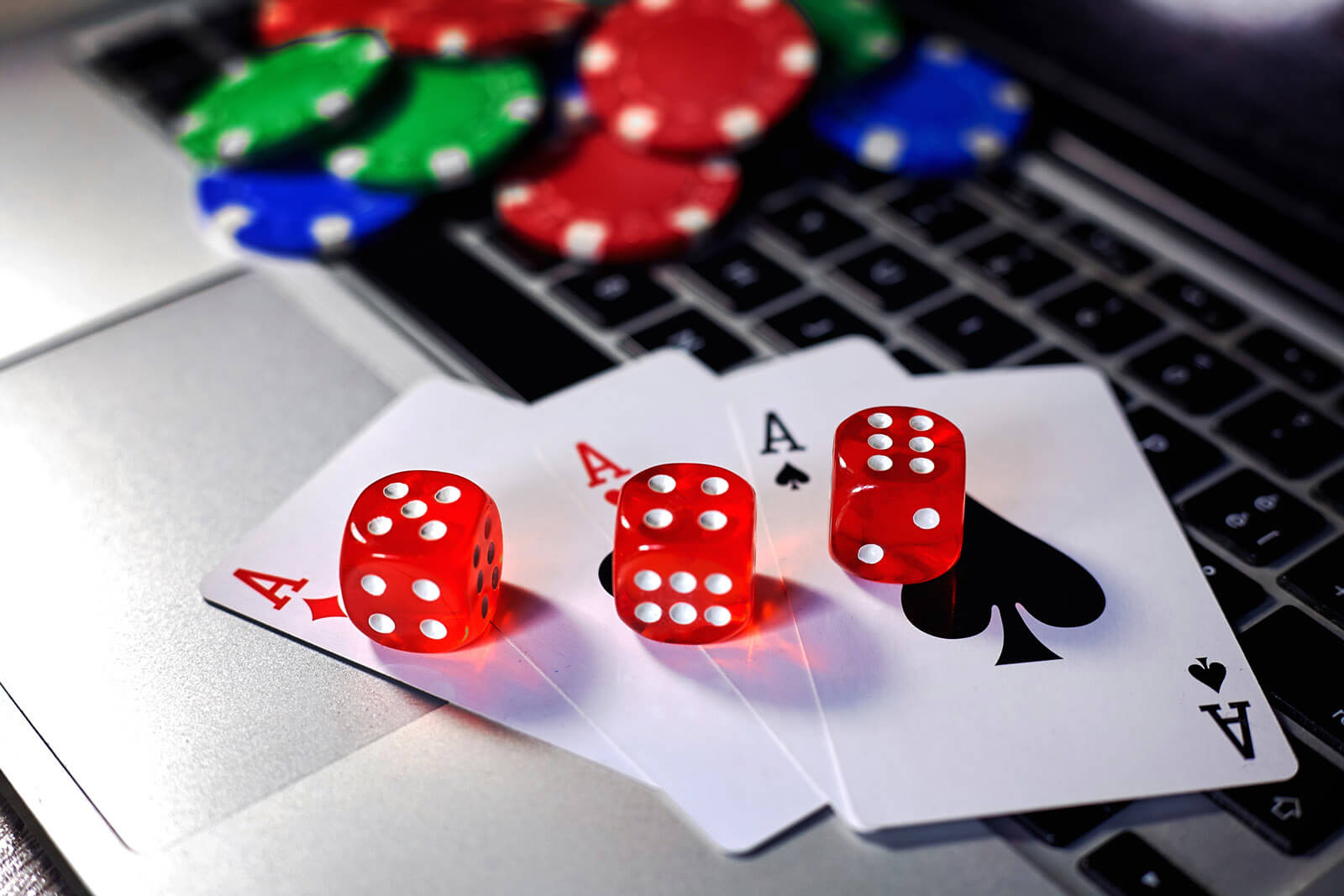 laptop casino gambling aces dices